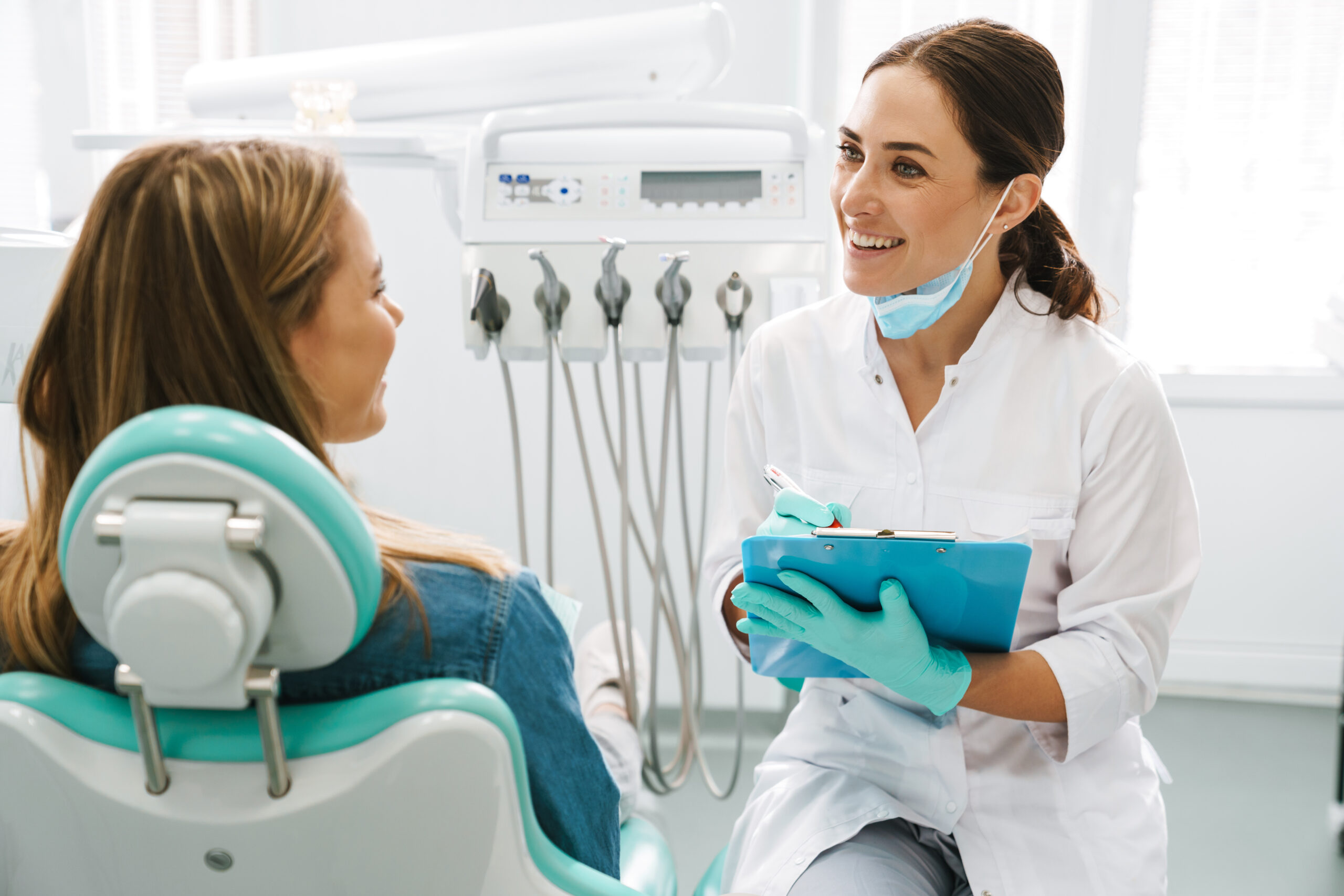 what a dentist looks for during an oral cancer screening